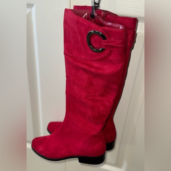 Impo Red Heeled Boots with Buckle Detail - Picture 3 of 4